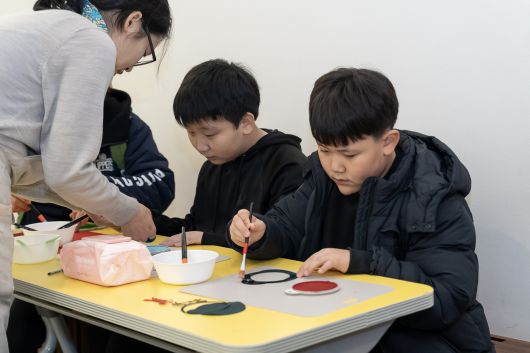 암행어사 마패 만들기 체험 행사 모습(국가유산청 제공)