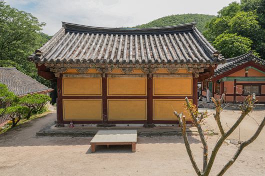 안성 청원사 대웅전 배면(국가유산청 제공)