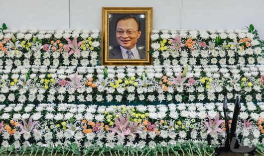 27일 서울 종로구 서울대학교병원 장례식장에 마련된 고(故) 이해찬 민주평화통일자문회의 수석부의장의 빈소에 고인의 영정사진이 놓여있다. 2026.1.27/뉴스1 ⓒ News1 사진공동취재단