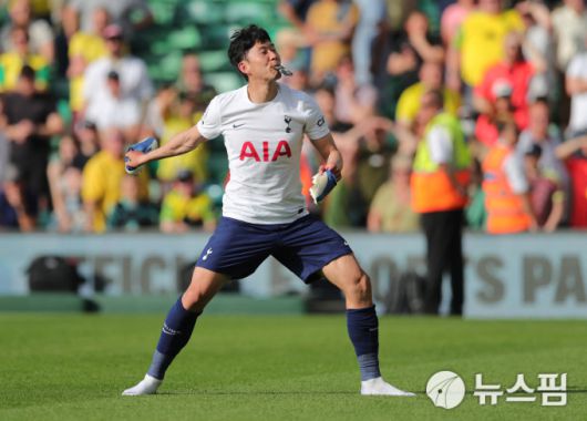 득점왕에 오른 손흥민의 세리머니. [사진= 로이터 뉴스핌]