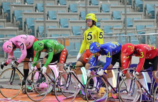 정종진(5번)이 최단기 500승 달성을 위해 출발대 위에 서 있다. [사진=국민체육진흥공단]