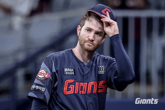 [서울=뉴스핌] 롯데의 외국인 투수 찰리 반즈가 4월 29일 키움과의 경기에서 7이닝 1실점 완벽투를 보였다. [사진 = 롯데] 2025.04.29 wcn05002@newspim.com