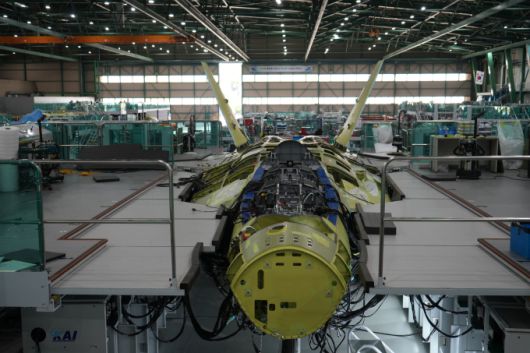 조립 중인 KF-21 최초양산 1호기 모습. [사진=방위사업청]  2025.05.21 gomsi@newspim.com