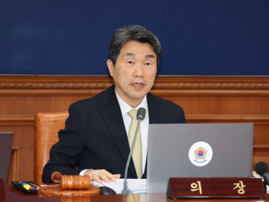 [서울=뉴스핌] 이주호 대통령 권한대행 부총리 겸 교육부장관이 지난 20일 정부서울청사에서 열린 제22회 국무회의를 주재하며 모두발언을 하고 있다.[사진=교육부] 2025.05.20 photo@newspim.com