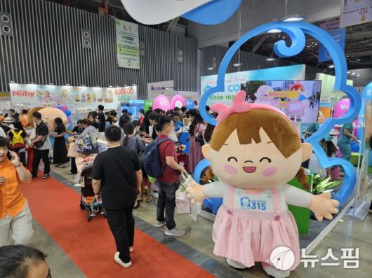 [베트남 호치민=뉴스핌] 서영욱 기자 = '2025 베트남 국제 프리미엄 소비재전'이 열린 베트남 호치민 SECC 전시장 2025.06.05 syu@newspim.com