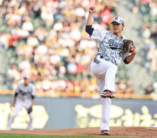 [서울=뉴스핌] 두산의 선발 최원준이 지난 5일 잠실 KIA전에서 역투하고 있다. [사진 = 두산] 2025.06.05 wcn05002@newspim.com