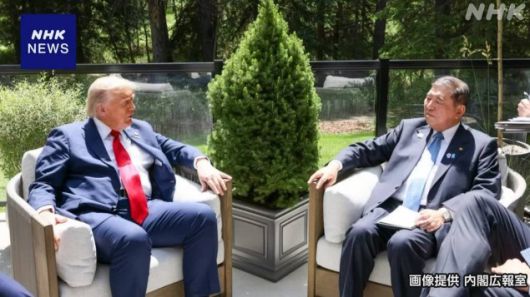 G7서 회담하는 도널드 트럼프 미국 대통령(왼쪽)과 이시바 시게루 일본 총리 [사진=NHK]