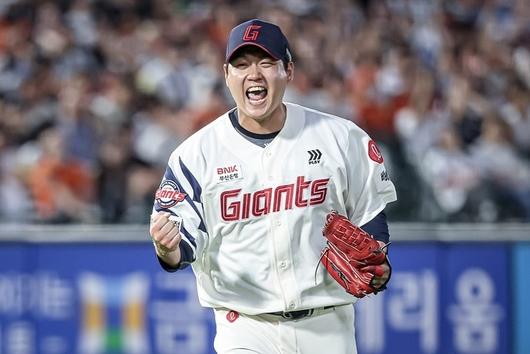 나균안. [사진=롯데]