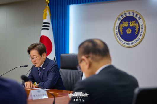 [서울=뉴스핌] 이재명 대통령이 지난 23일 서울 용산 대통령실에서 제1차 수석보좌관회의를 주재하고 있다. [사진=대통령실] 2025.06.24 photo@newspim.com