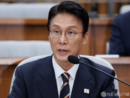 [서울=뉴스핌] 윤창빈 기자 = 김민석 국무총리 후보자가 25일 오전 서울 여의도 국회에서 열린 인사청문회에서 의원 질의에 답변하고 있다. 2025.06.25 pangbin@newspim.com