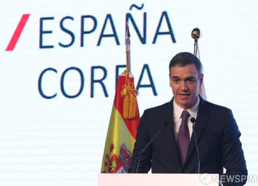 [서울=뉴스핌] 황준선 기자 = 페드로 산체스 스페인 총리가 지난 2022년 18일 오전 서울 종로구 포시즌스 호텔에서 열린 한-스페인 비지니스 포럼에서 폐회사를 하고 있다. hwang@newspim.com