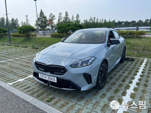 [서울=뉴스핌] 조수빈 기자 = 지난 9일 BMW 뉴 M235 xDrive를 타고 주행해 봤다. 사진은 해당 모델 외관. [사진=조수빈 기자] 2025.07.11 beans@newspim.com
