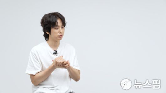 뉴스핌TV 'K라이징스타'에 출연한 배우 문동혁.