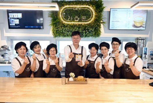 안산시는 지난 24일 마을공동체 종합지원센터(상록구 사동 1557번지) 개소식을 열고 운영에 들어갔다고 25일 밝혔다. [사진=안산시]