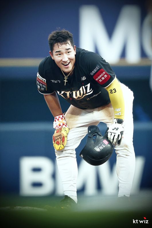 kt의 간판 타자 안현민. [사진 = kt]