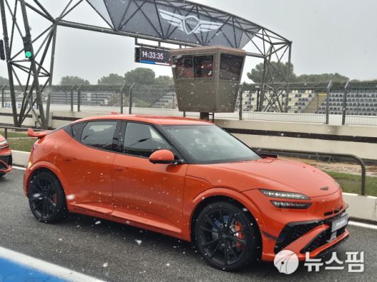 [마르세유=뉴스핌] 김승현 기자 = 제네시스 GV60 마그마. 2025.11.26 kimsh@newspim.com