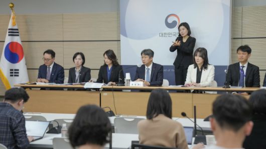 임승관 질병관리처장이 16일 정부세종청사에서 질병청 업무보고 브리핑을 열고 있다. [사진=질병관리청]  2025.12.16 sdk1991@newspim.com