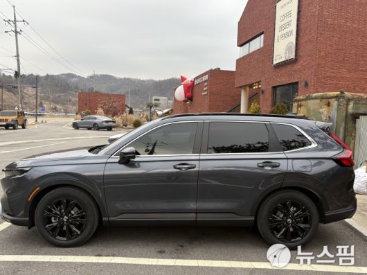 혼다 뉴 CR-V 하이브리드. [사진=이찬우 기자]