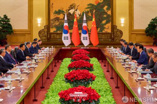 [서울=뉴스핌] 이재명 대통령과 시진핑 중국 국가주석이 지난 5일 오후 중국 베이징 인민대회당에서 정상회담을 하고 있다. [사진=청와대] 2026.01.06 photo@newspim.com