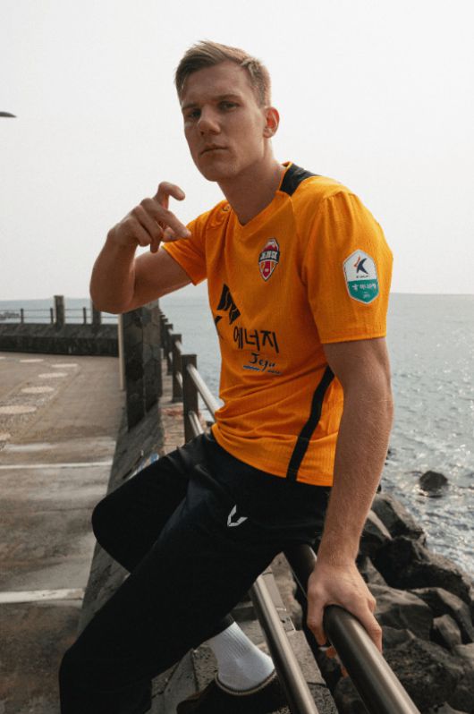 제주 이적이 확정된 리투아니아 국가대표 공격수 기티스. [사진 = 제주]