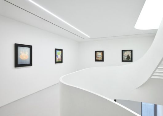 [서울=뉴스핌]이영란 미술전문기자=서울 한남동 에스더쉬퍼 갤러리가 한국작가 15인의 정물화로 꾸민 '21세기 정물화'의 전시전경. [사진=에스더쉬퍼] 2026.01.16 art29@newspim.com