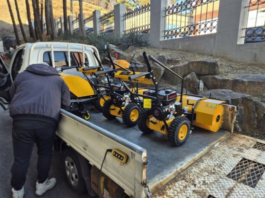 주행형 제설기. [사진=군포시]