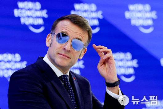 지난 20일(현지시간) 스위스 다보스에서 열린 세계경제포럼(WEF) 연차총회에 참석한 에마뉘엘 마크롱 프랑스 대통령의 모습. [사진=로이터 뉴스핌]