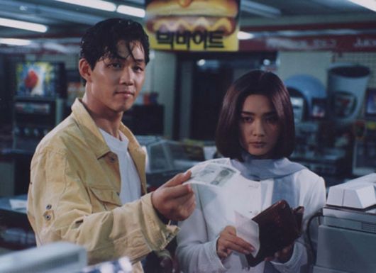 영화 '젊은 남자' 속 배우 이정재. 다음 영화 제공