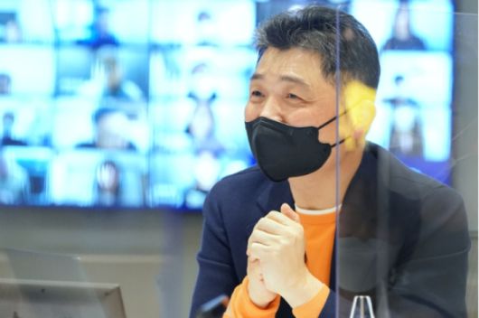 김범수 카카오 창업자 온라인 간담회. 카카오 제공