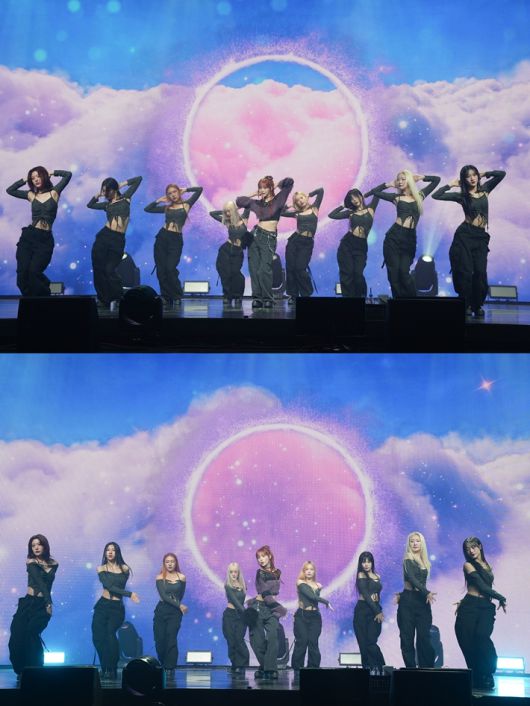 츄가 타이틀곡 '하울' 무대를 선보이고 있다. ATRP 제공