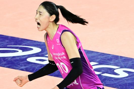 환호하는 흥국생명 김연경. KOVO 제공