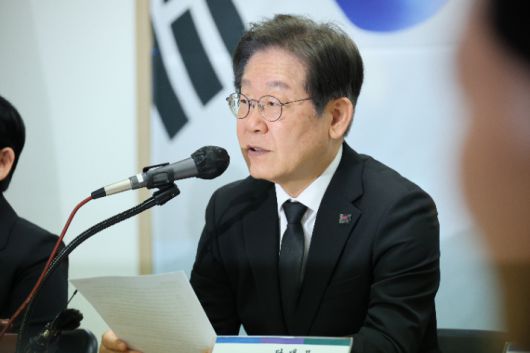 더불어민주당 이재명 대표가 28일 오전 민주당 대전시당에서 열린 최고위원회의에서 발언하고 있다. 연합뉴스