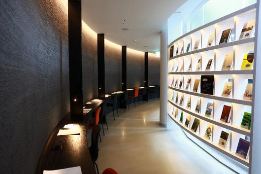 울진금강송숲 지관서가 내부 모습. 울진군 제공