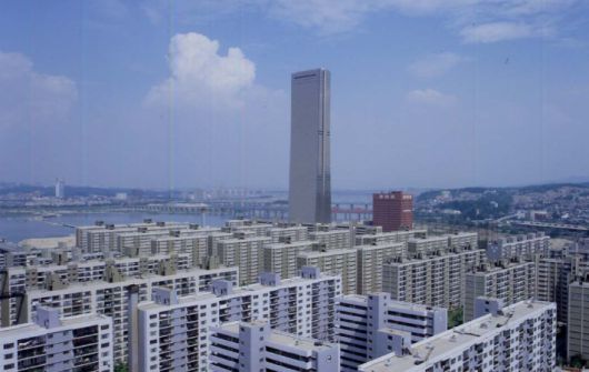 1984년 6월 촬영한 여의도 63빌딩 일대의 전경. 서울기록원 제공