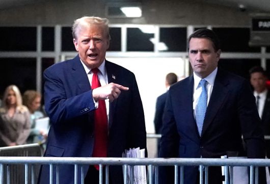 도널드 트럼프 미국 대통령(왼쪽). 연합뉴스