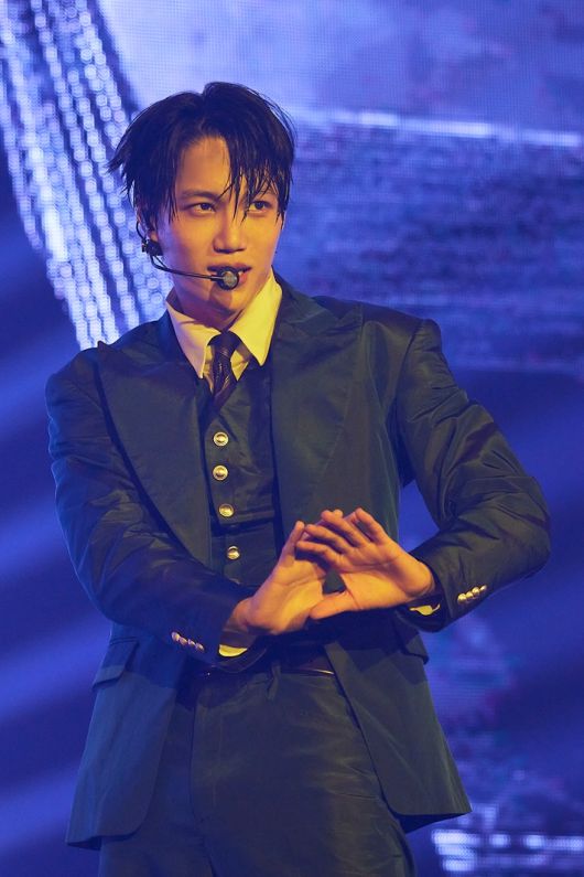 2020년 솔로 데뷔한 카이는 지금까지 발매한 네 장의 미니앨범을 두루 훑는 세트 리스트를 선보였다. SM엔터테인먼트 제공