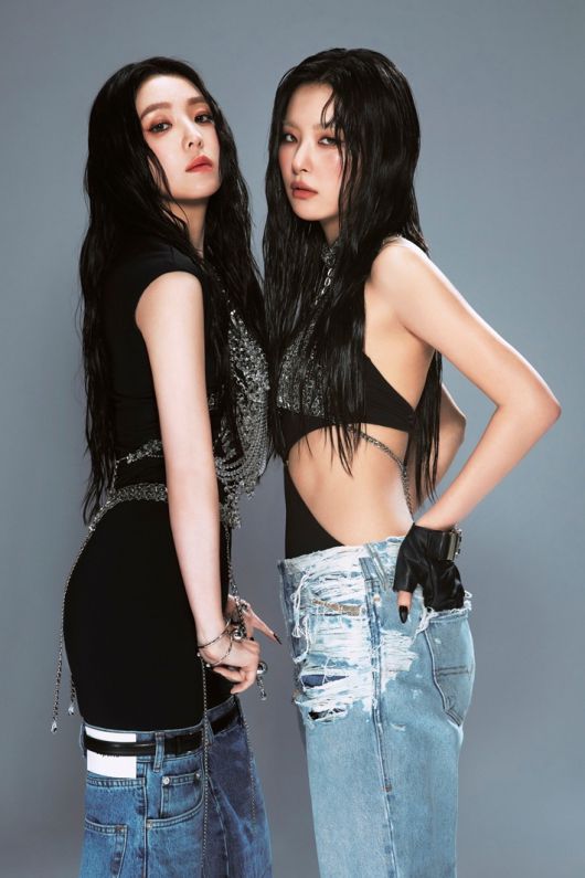 '틸트'에는 총 6곡이 수록됐다. SM엔터테인먼트 제공