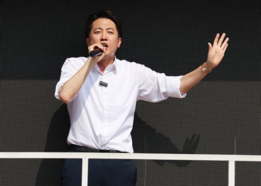 이준석 후보 동탄호수공원 유세     (화성=연합뉴스) 홍기원 기자 = 개혁신당 이준석 대선 후보가 1일 경기도 화성시 동탄호수공원에서 지지를 호소하고 있다. 2025.6.1     xanadu@yna.co.kr (끝)   <저작권자(c) 연합뉴스, 무단 전재-재배포, AI 학습 및 활용 금지> 연합뉴스