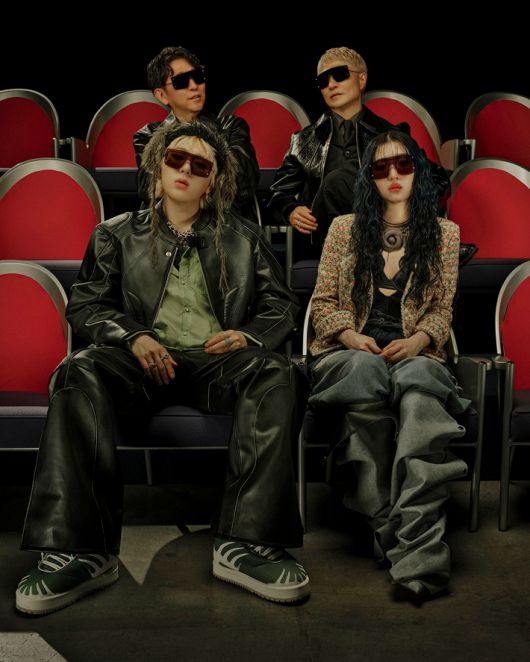 가수 지코가 일본 뮤지션 엠플로의 25주년 '러브스' 시리즈에 참여한다. KOZ엔터테인먼트 제공