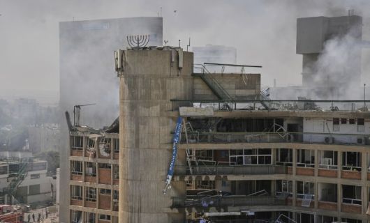 19일(현지시간) 이란 미사일 맞은 이스라엘 남부의 소로카병원. 연합뉴스