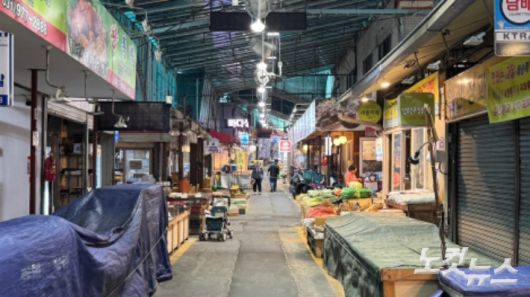 경기도 고양시 일산전통시장의 한산한 풍경. 김다연 인턴기자