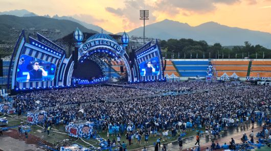 지난해 속초종합운동장에서 개최한 '싸이 흠뻑쇼'. 속초시 제공