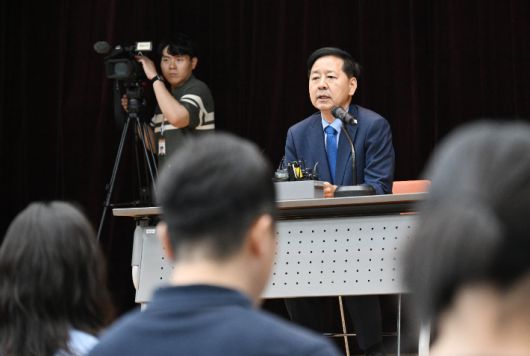 구윤철 부총리 겸 기획재정부 장관 후보자가 6월 29일 오후 서울 중구 예금보험공사에서 열린 기자간담회에서 모두발언을 하고 있다. 기획재정부 제공