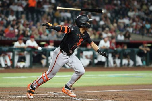 호쾌한 타격을 선보이는 이정후. 연합뉴스