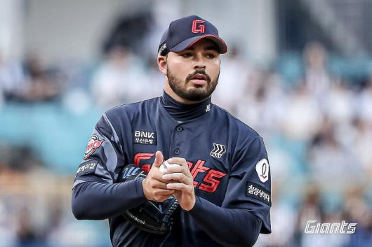 롯데 좌완 알렉 감보아. 롯데 자이언츠