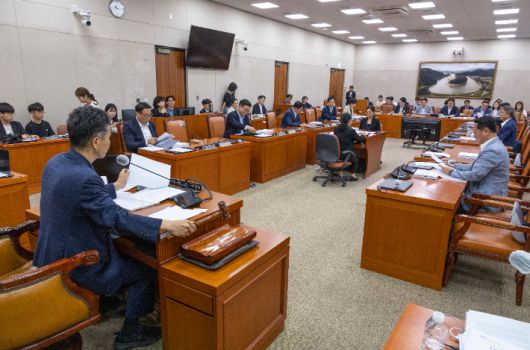 지난 24일 국회에서 농림축산식품해양수산위원회 법안심사소위원회 모습. 연합뉴스
