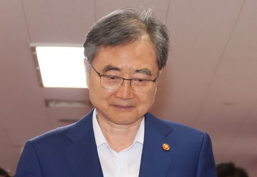 국무회의 참석하는 조현 장관     (서울=연합뉴스) 이정훈 기자 = 조현 외교부 장관이 5일 서울 종로구 정부서울청사에서 열린 국무회의에 참석하고 있다. 2025.8.5     uwg806@yna.co.kr (끝)   <저작권자(c) 연합뉴스, 무단 전재-재배포, AI 학습 및 활용 금지> 연합뉴스