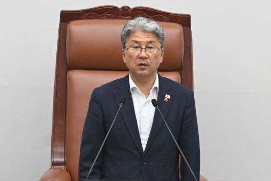 이상봉 제주도의회 의장. 도의회 제공