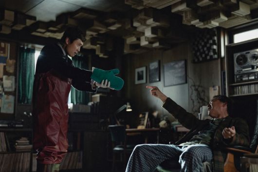 영화 '어쩔수가없다' 스틸컷. CJ ENM 제공