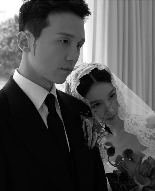 쿠시와 비비엔은 공개 열애 9년 만에, 지난 11일 결혼식을 올렸다. 쿠시 인스타그램